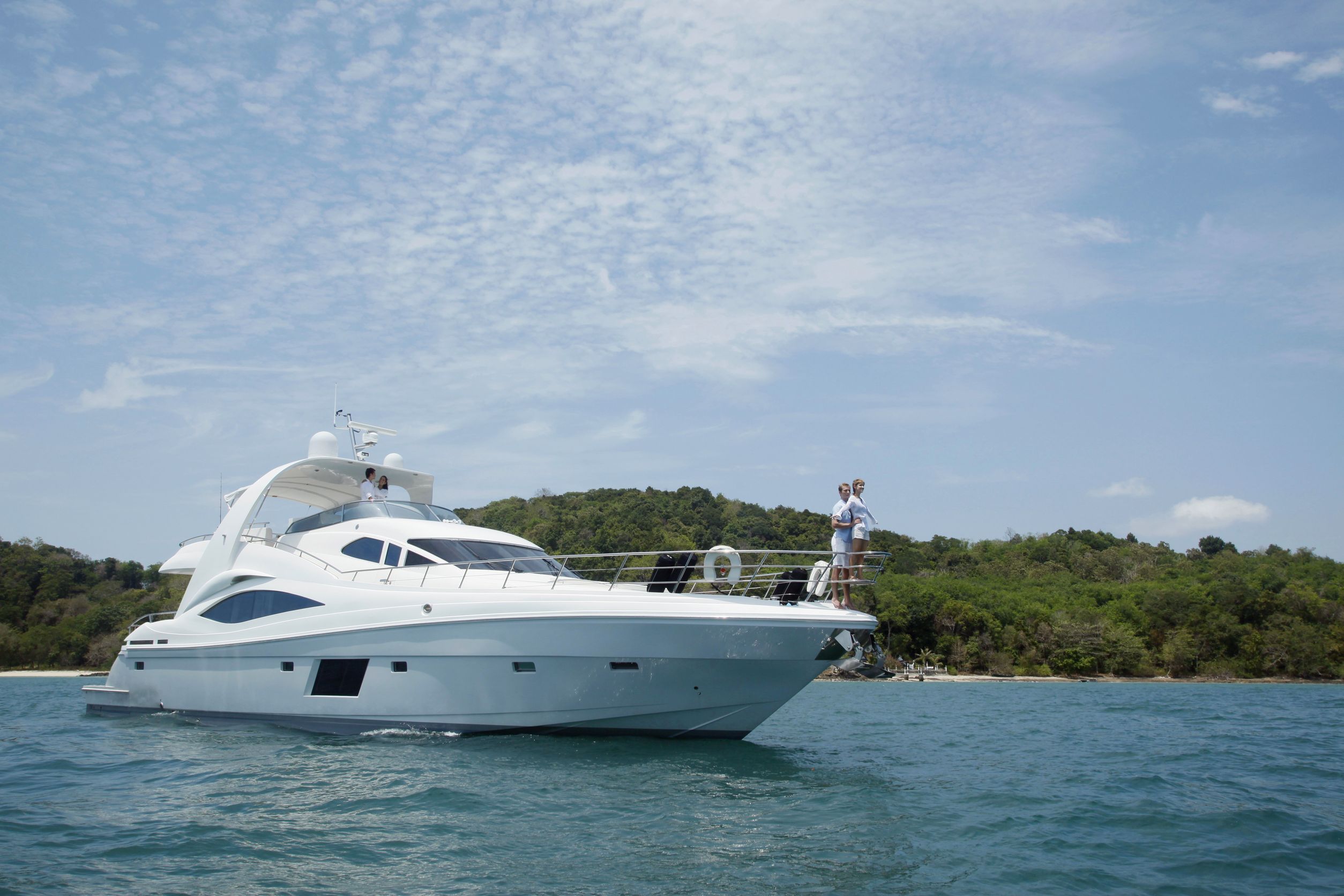 How an HMY Yacht Broker Helps Sellers
